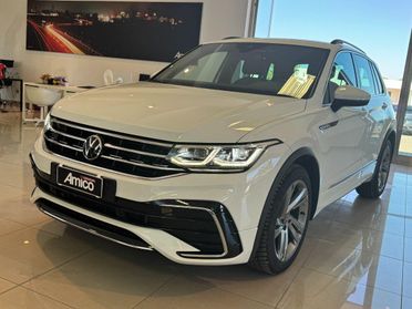 VOLKSWAGEN Tiguan 2.0 TDI DSG R-Line Luci ambient/Retroc