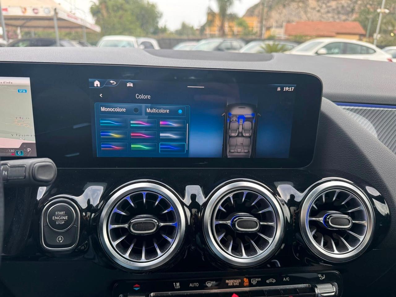 MERCEDES GLA200d PREMIUM PLUS AMG LINE