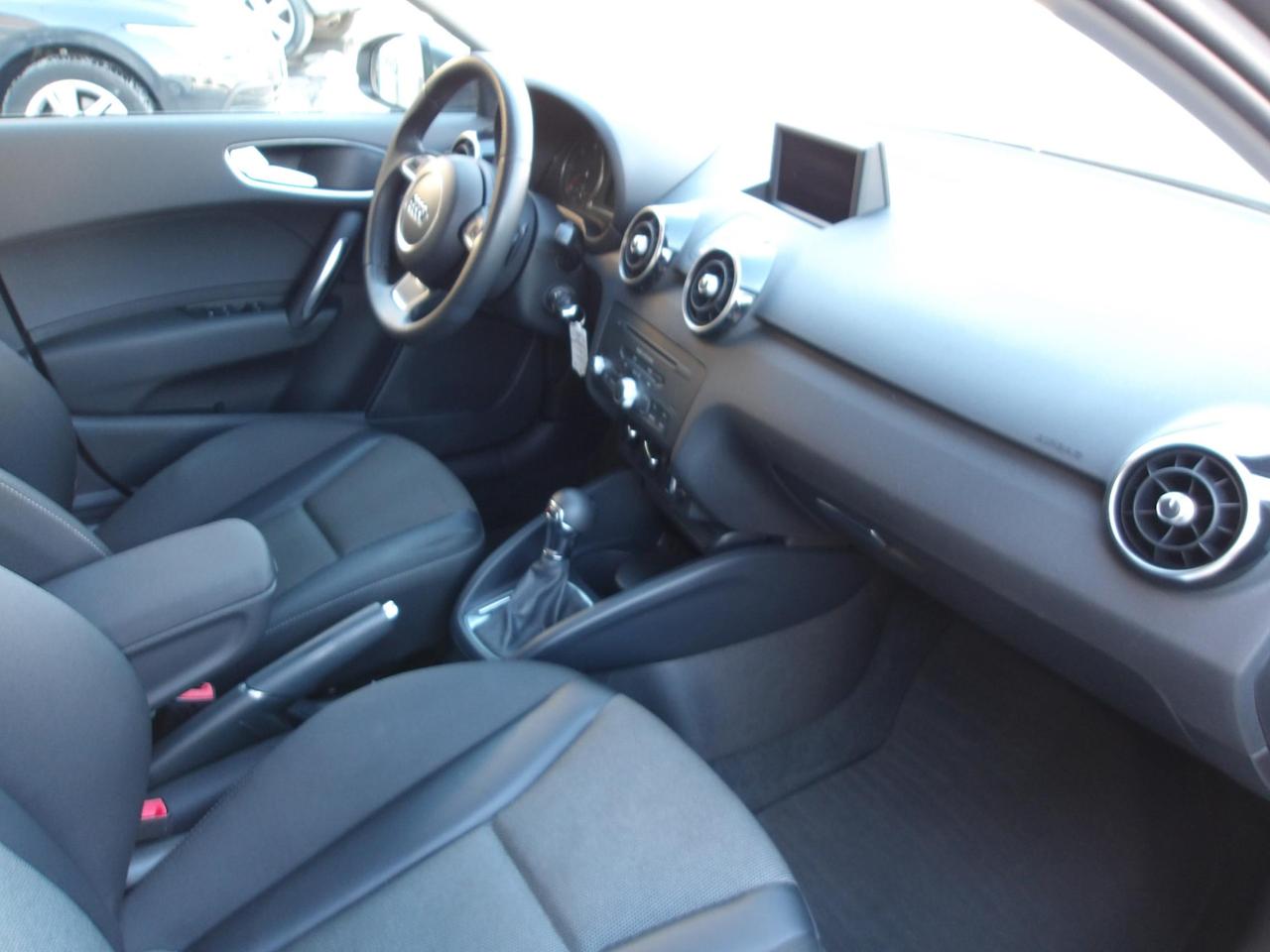 Audi A1 Sportback 1.6 tdi Ambition s-tronic