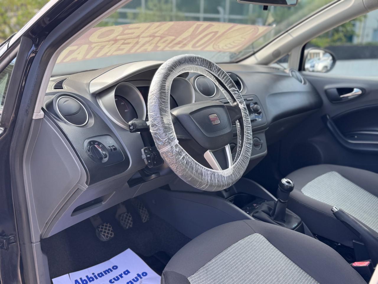 Seat Ibiza 5p 1.4 Benzina 85cv Neopatentati 2010