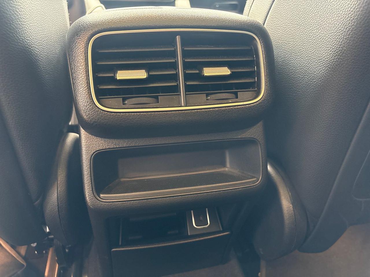 Mercedes-Benz GLE 300 Premium Plus #50848