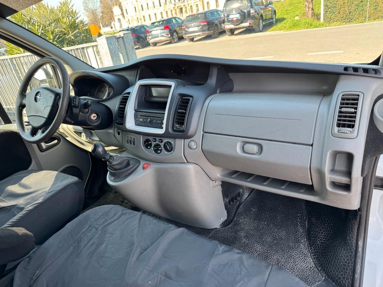 Opel Vivaro 29 2.0 CDTI PC-TN Combi Semivetrato M1