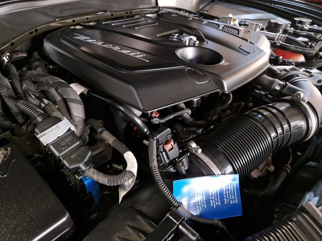 MASERATI Levante MHEV 330 CV AWD GT HYBRID KM. 65.900+TETTO+20'