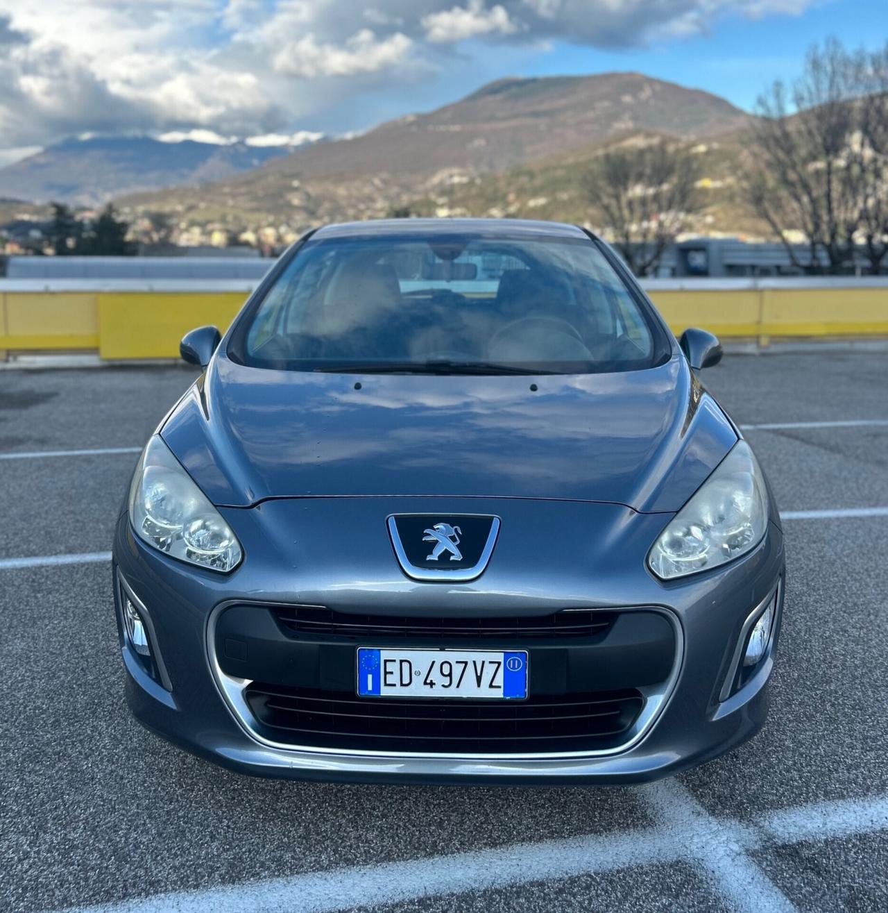 Peugeot 308 1.6 VTi 120CV 5p. Active Neopatentati
