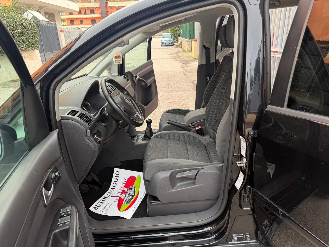 Volkswagen Touran Business 1.6 TDI Comfortline BMT