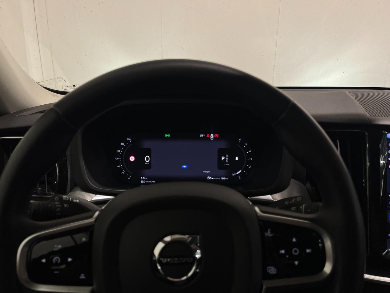VOLVO XC60 2.0 B4 AUTO INSCRIPTON