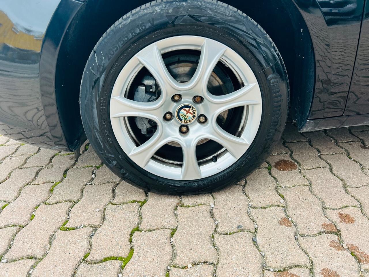 Alfa Romeo Giulietta 1.6 JTDm-2 105 CV Exclusive