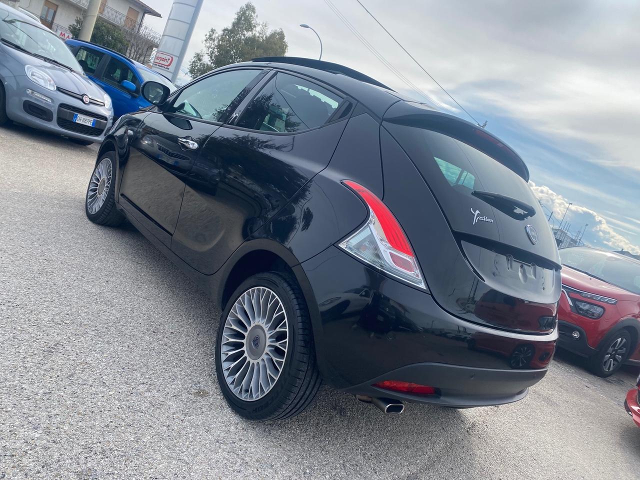 Lancia Ypsilon 1.3 MJT 16V 95 CV 5 porte S&S Platinum