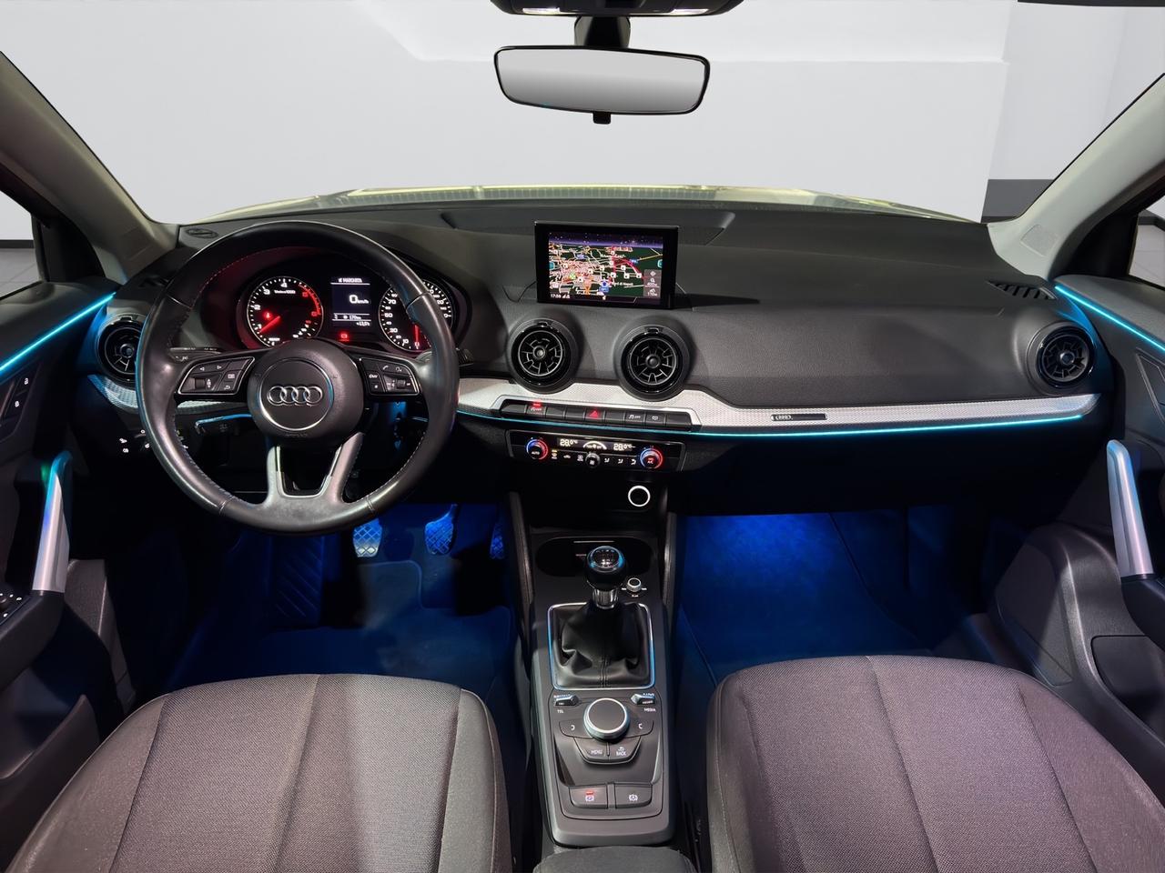 AUDI Q2 1.6 TDI SPORT / TETTO