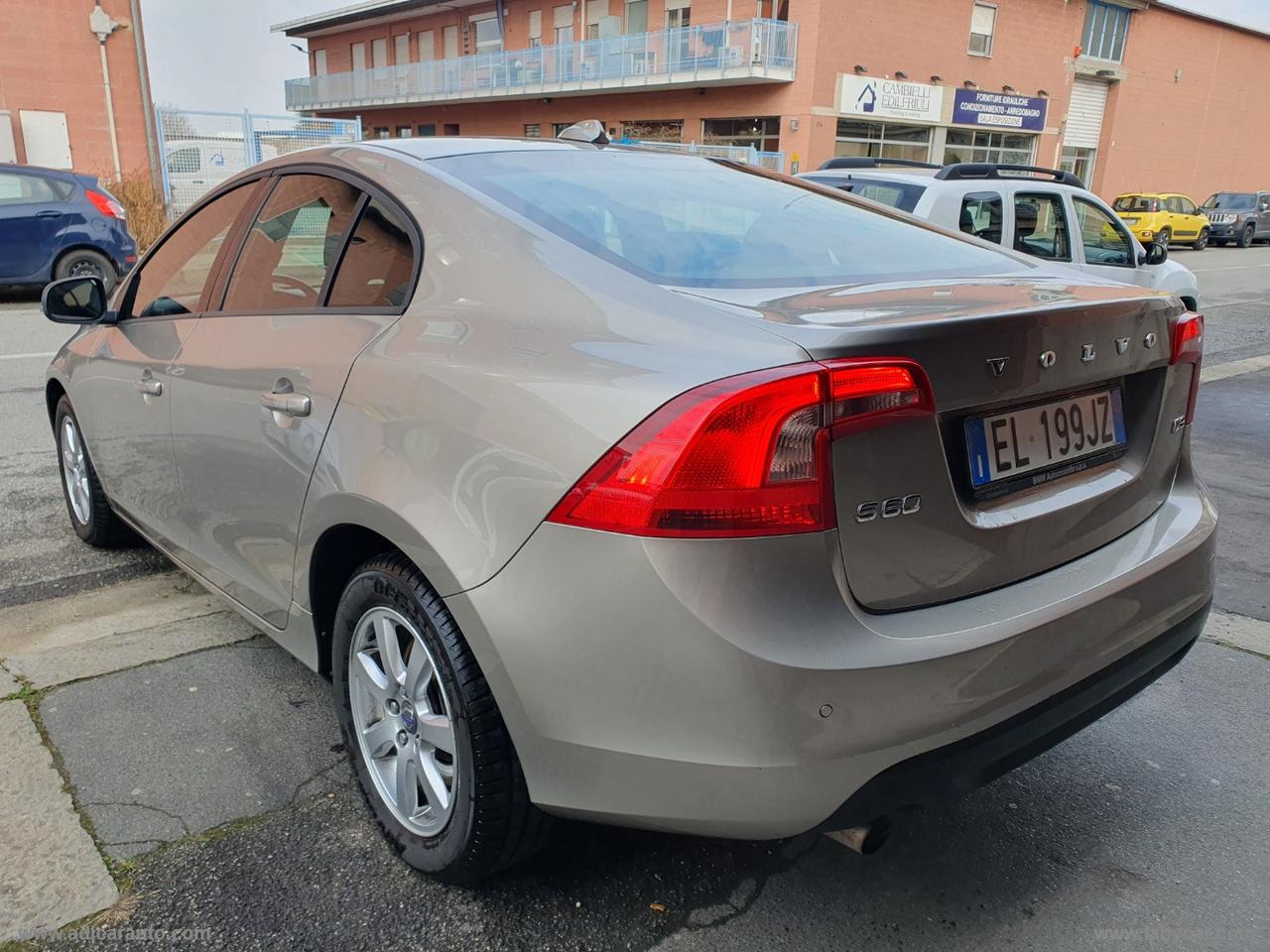 VOLVO S60 D3 Geartronic