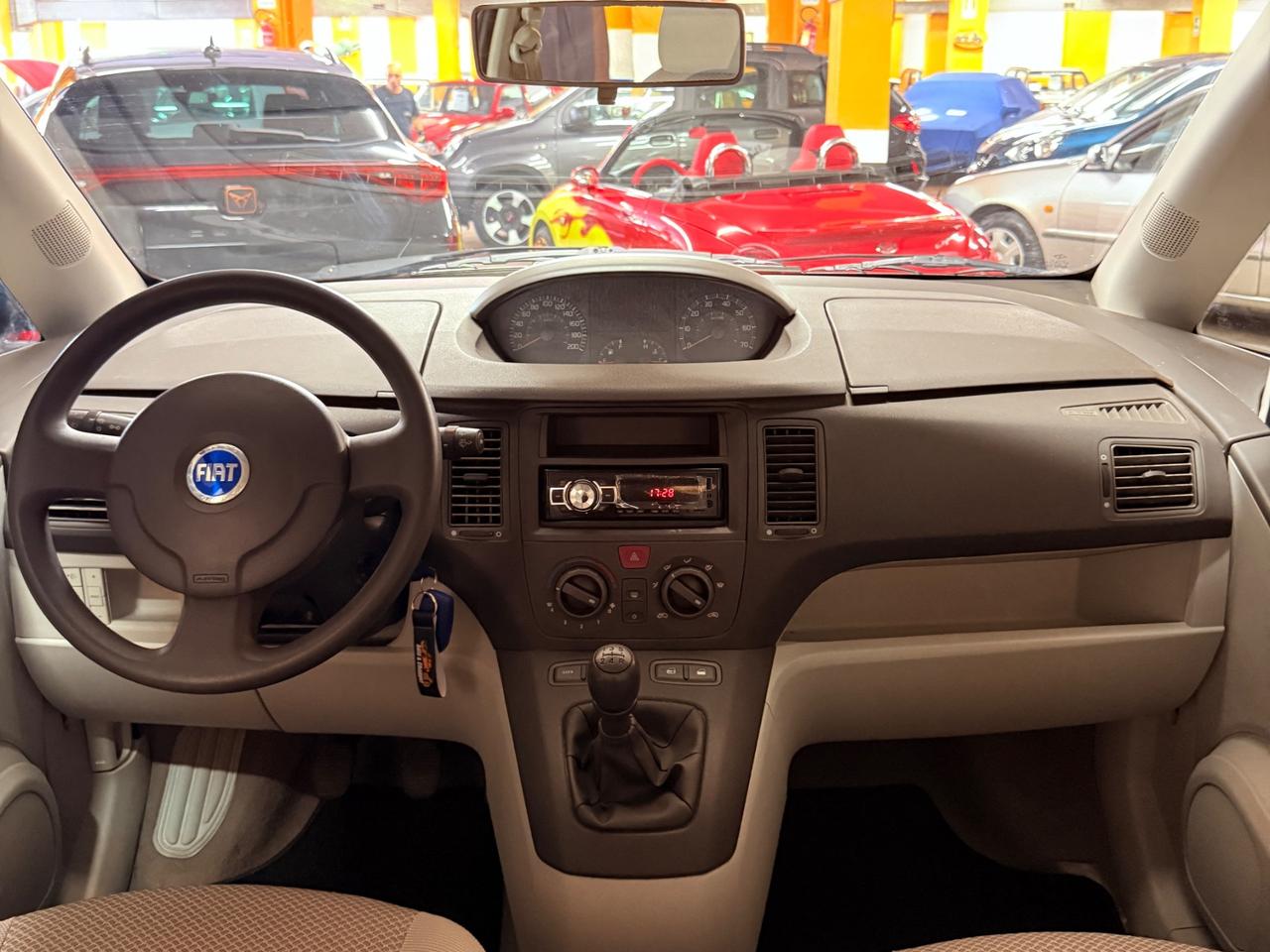 FANTASTICA FIAT IDEA CON SOLI 33.041 KM
