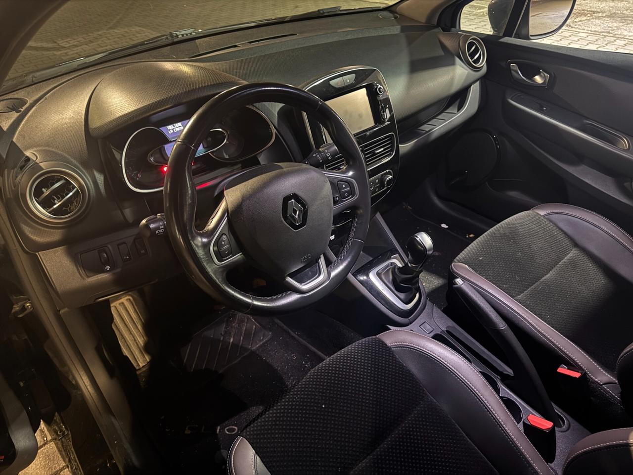 Renault Clio Clio 1.5 dci energy Intens 90cv edc **NEOPATENTATI**