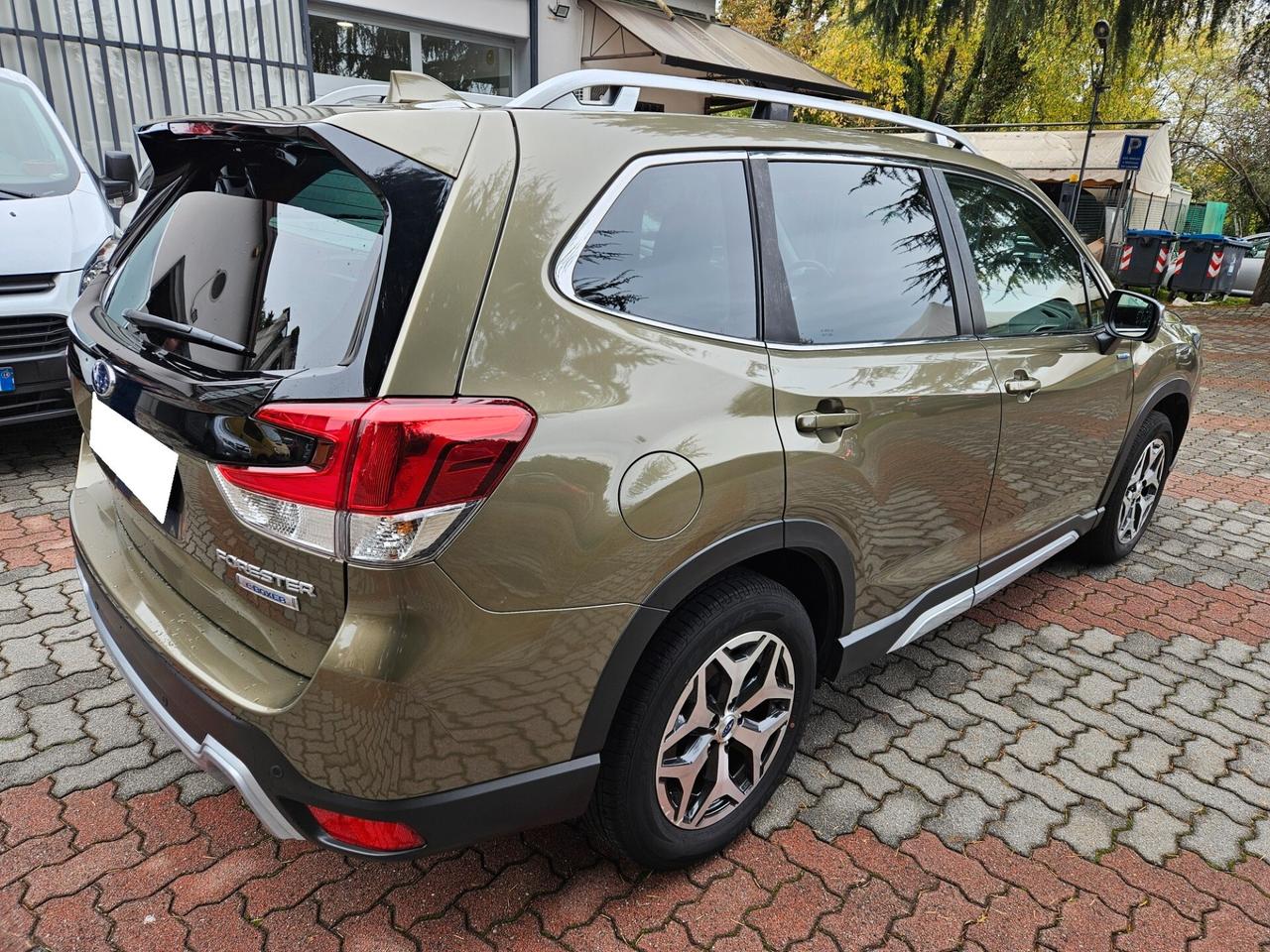 Subaru Forester 2.0 e-Boxer MHEV CVT Lineartronic Style - GANCIO TRAINO