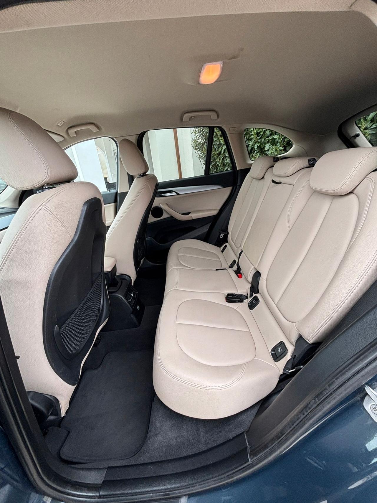 Bmw X1 xDrive18d Business