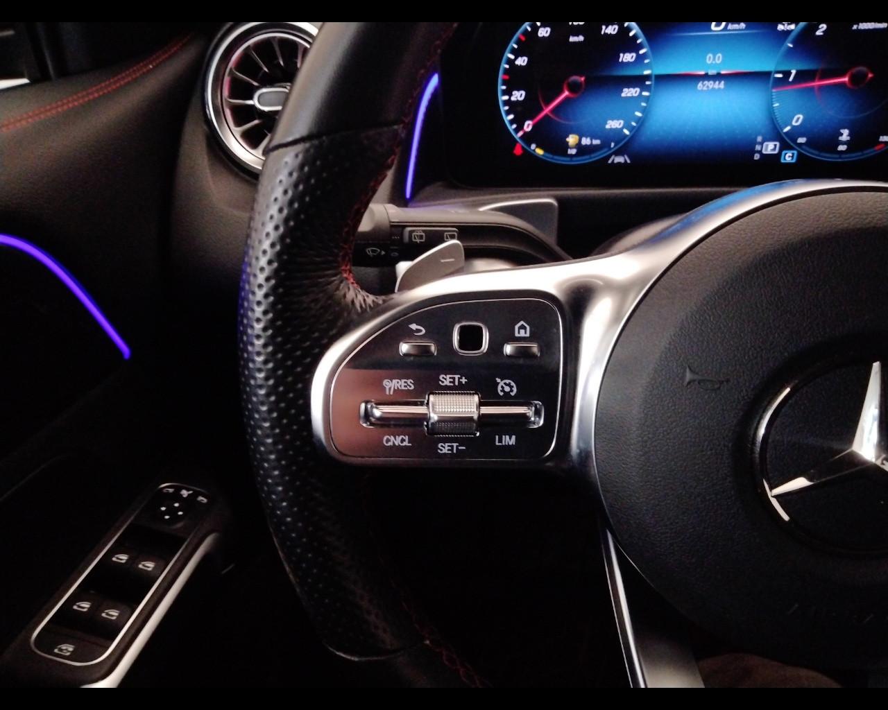 Mercedes-Benz GLB - X247 2019 - GLB 200 d Premium auto 7p.ti