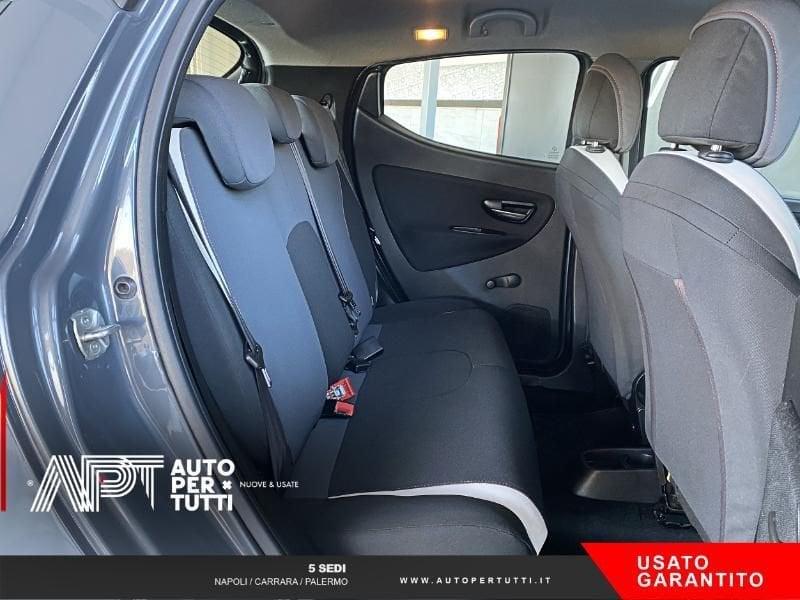 Lancia Ypsilon Ypsilon 1.2 8v Elefantino ecochic Gpl 69cv my14