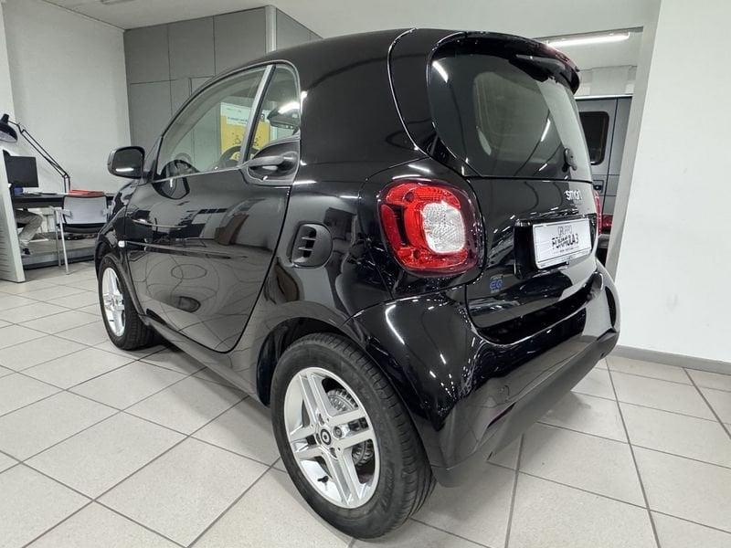 smart fortwo fortwo EQ Pure