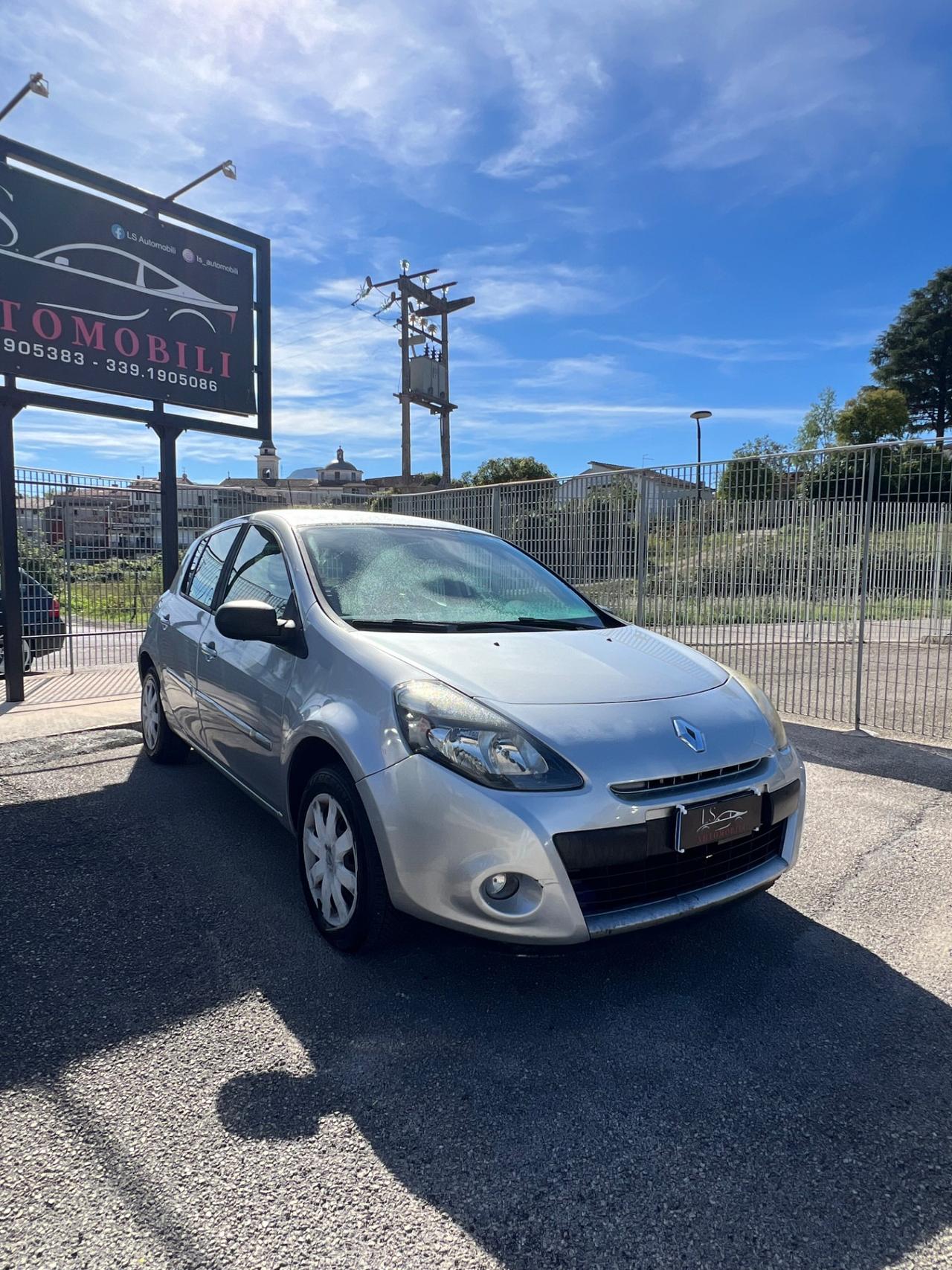 Renault Clio 1.2 16V 5 porte Luxe