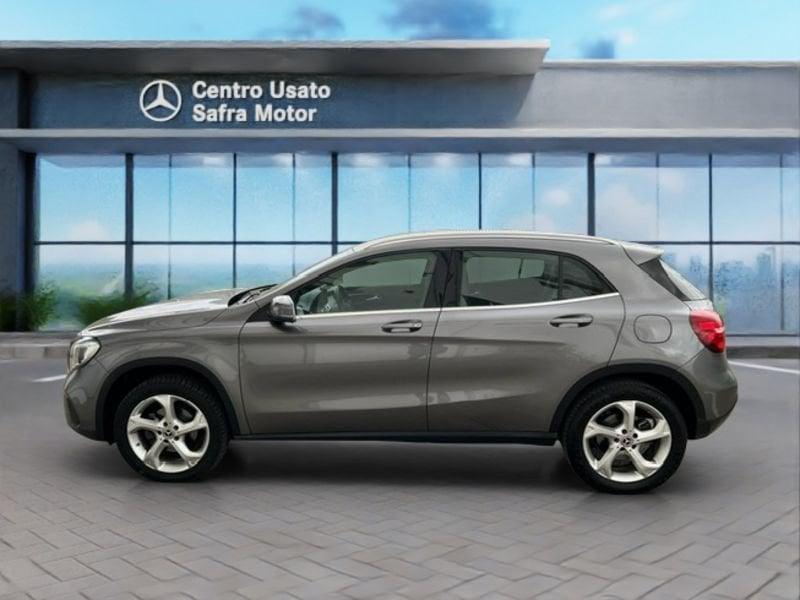 Mercedes-Benz GLA 200 d Automatic Sport