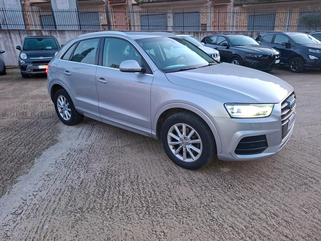 Audi Q3 2.0 TDI 150 CV quattro Business
