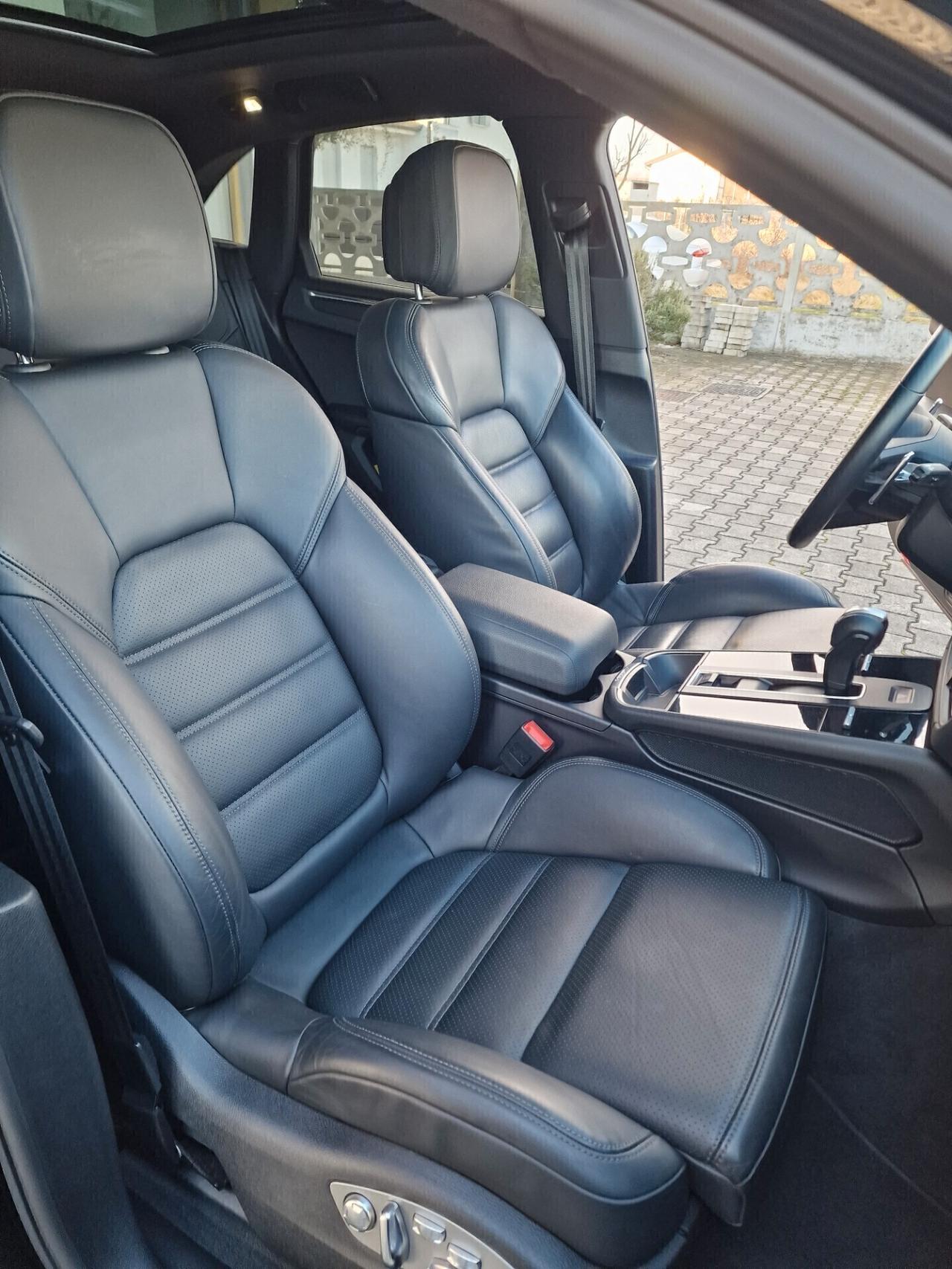 Porsche Macan 2.0 Pdk