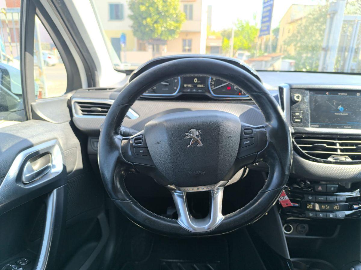 PEUGEOT - 2008 - BlueHDi 100 Allure