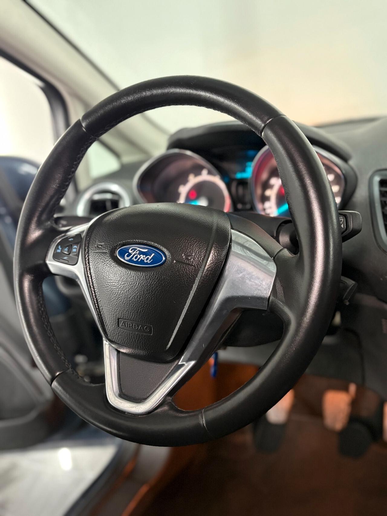 Ford Fiesta 1.4 5 porte Bz.- GPL Business