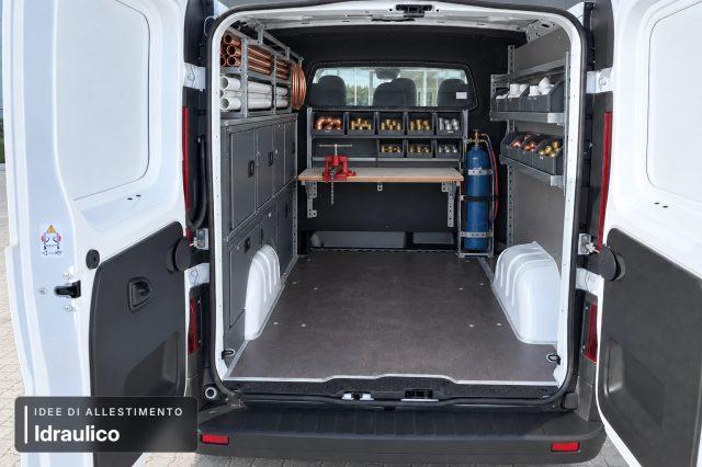 RENAULT Trafic L1H1 150 6 POSTI