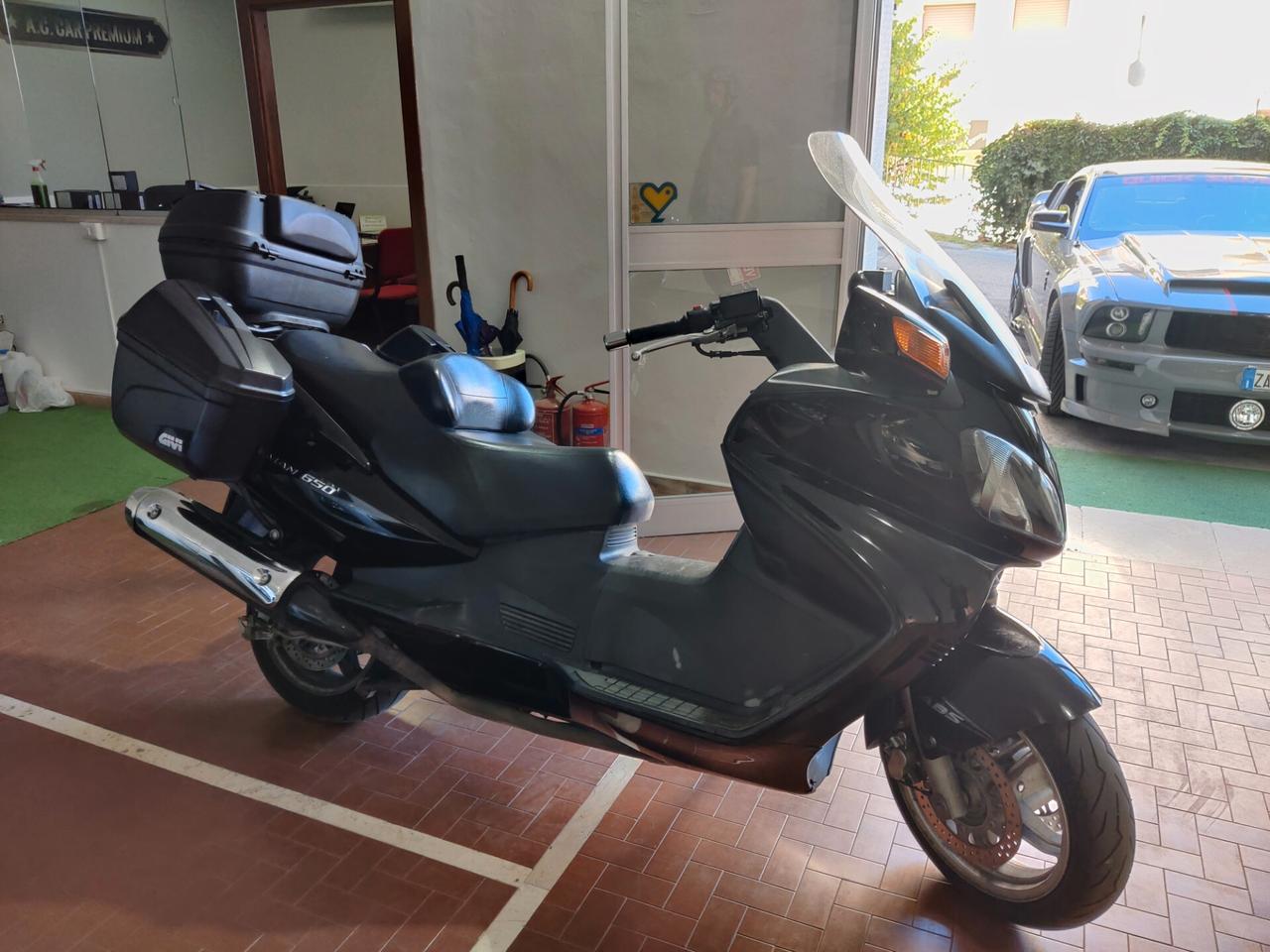 Suzuki Burgman 650 Executive