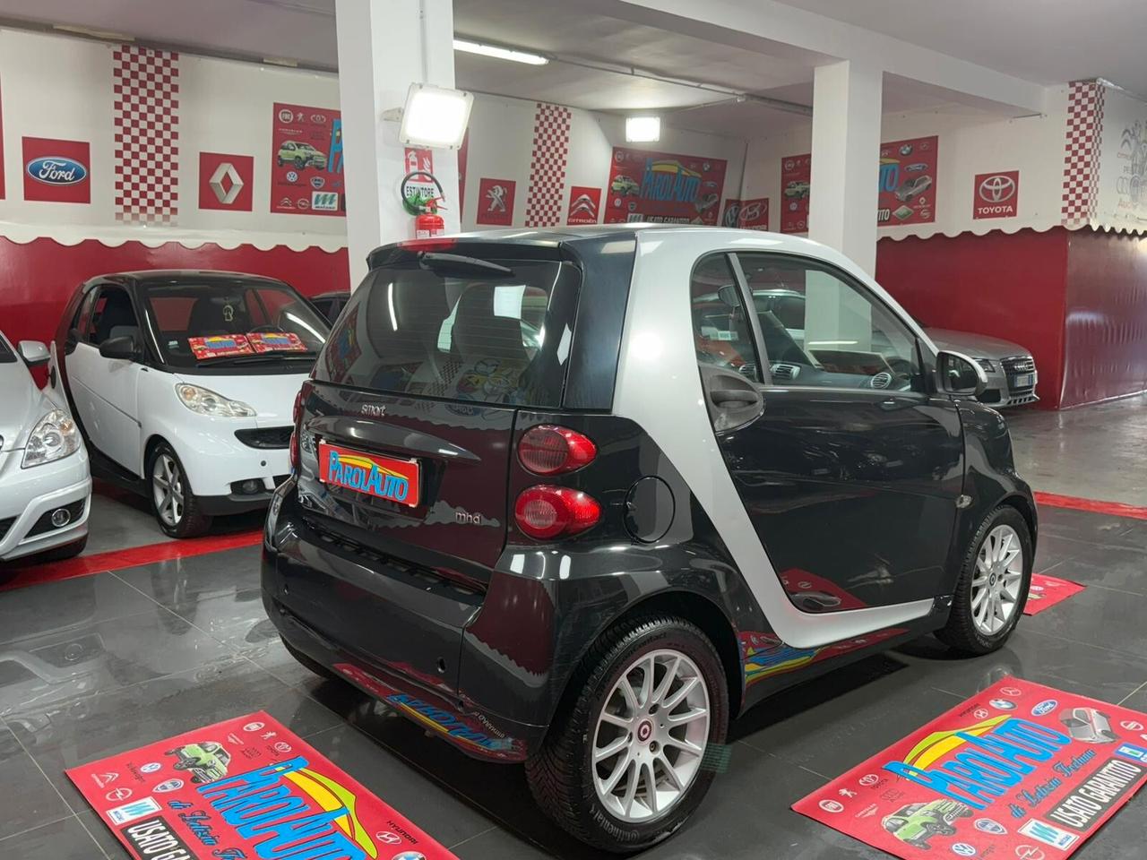 Smart ForTwo 1.0 71cv coupé - 2011
