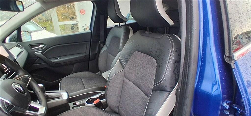 Renault Captur 1.6 E-TECH Hybrid Techno Fast Track Auto