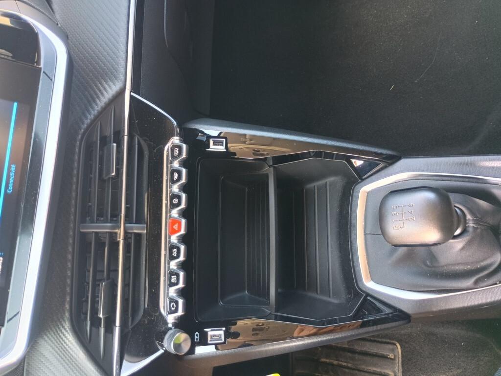 Peugeot 208 1.2 100cv 5 porte Style