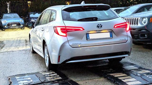 TOYOTA Corolla BUSINESS TS 1.8h 122cv(98cv) AUTO