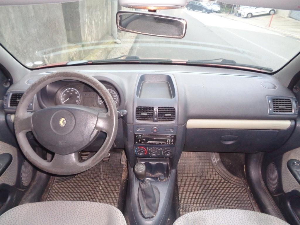 Renault Clio 1.2 cat 5 porte Confort Authentique