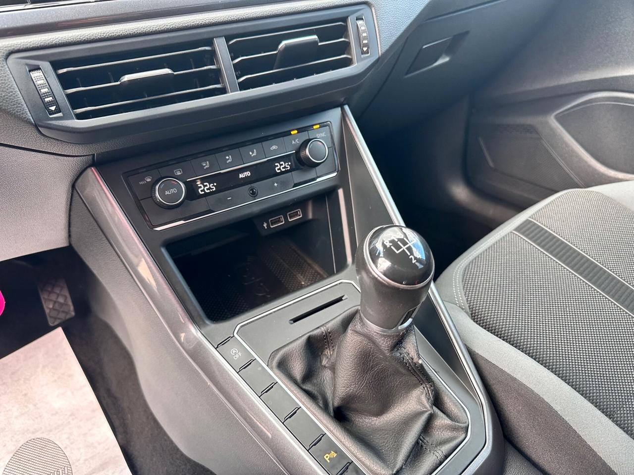 Volkswagen Polo 1.0 TSI 5p. R-LINE