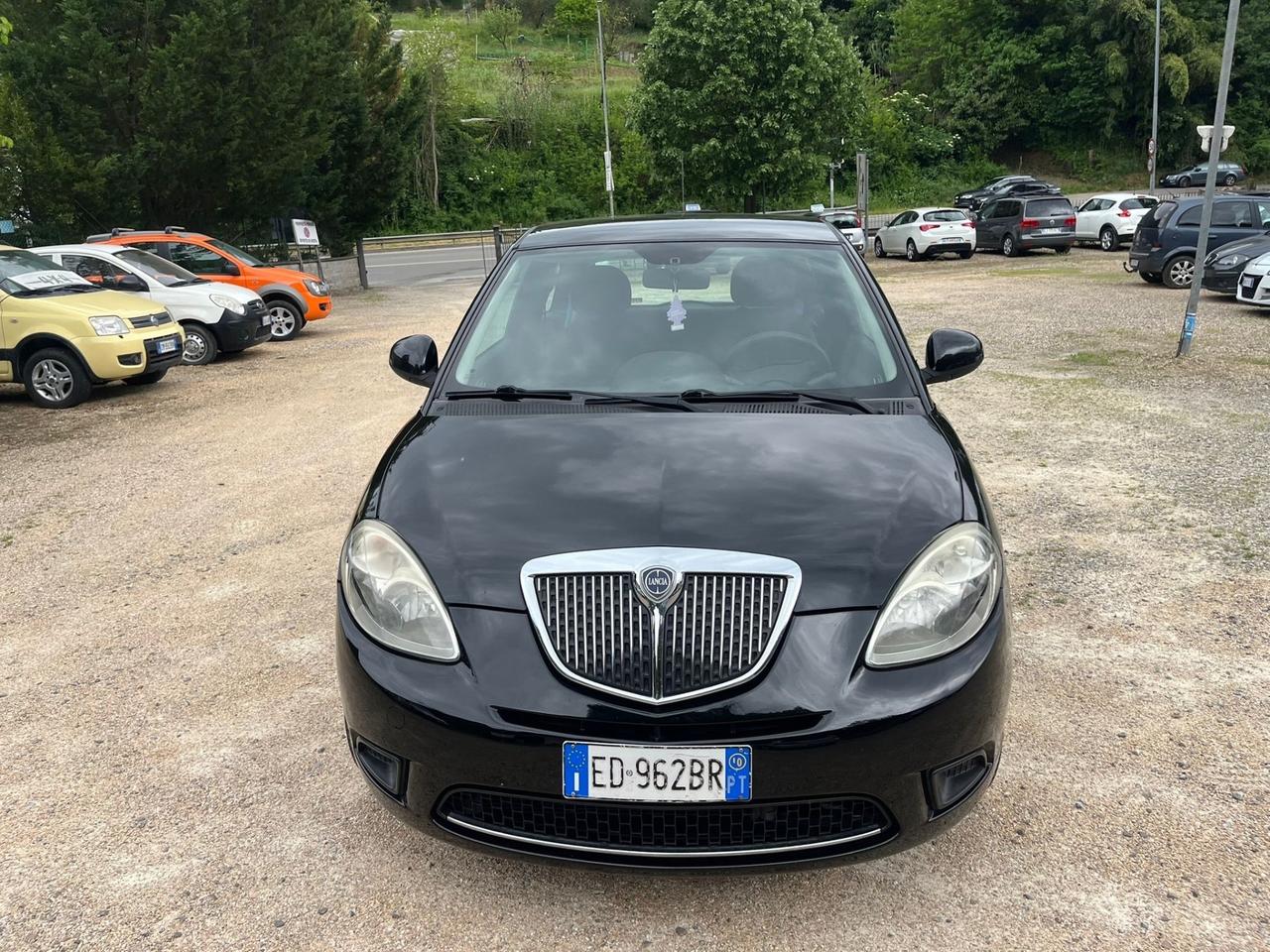Lancia Ypsilon 1.3 MJT 75 CV Elle