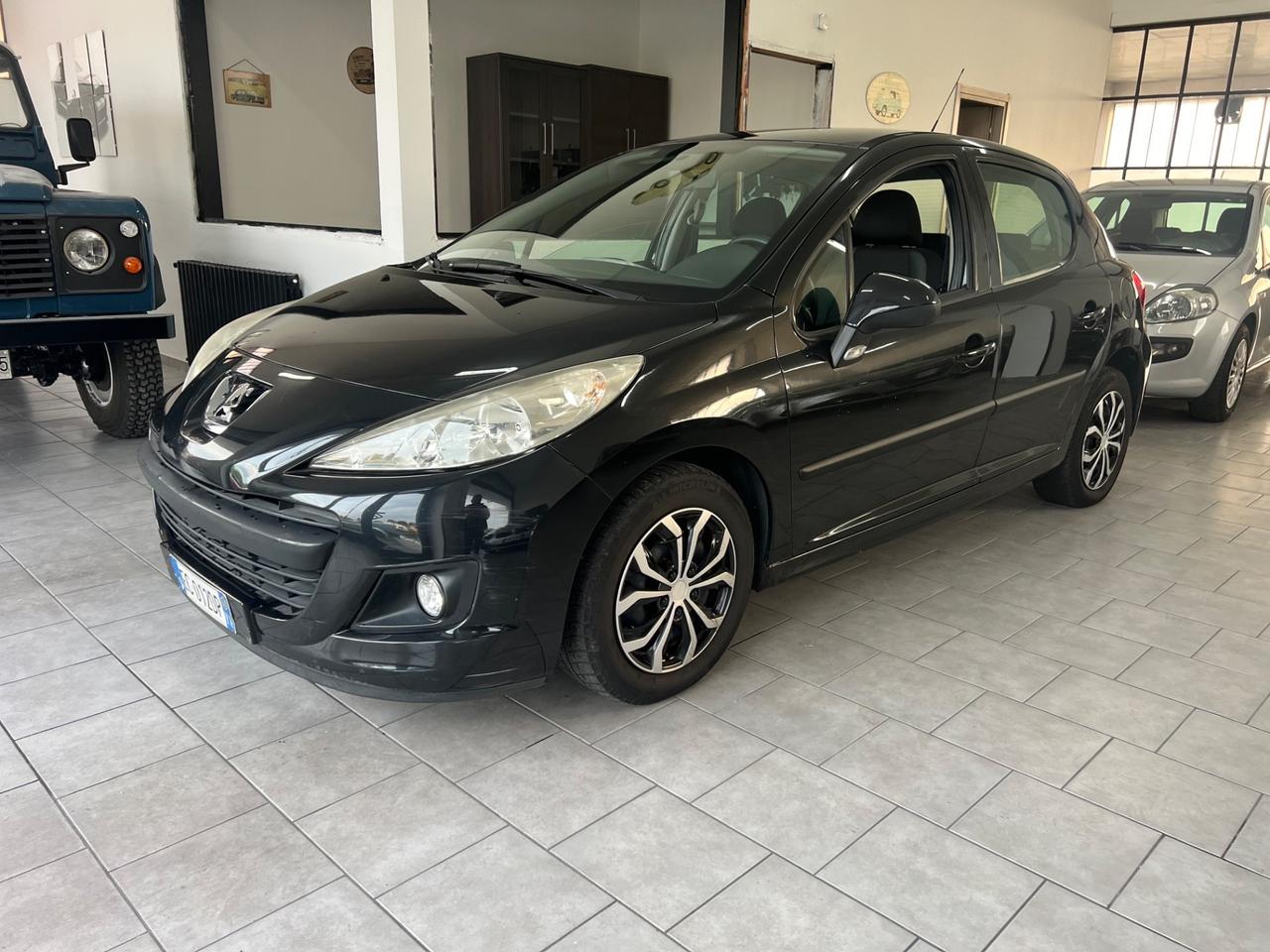 Peugeot 207 1.4 8V 75CV 5p.ECO GPL 120000KM