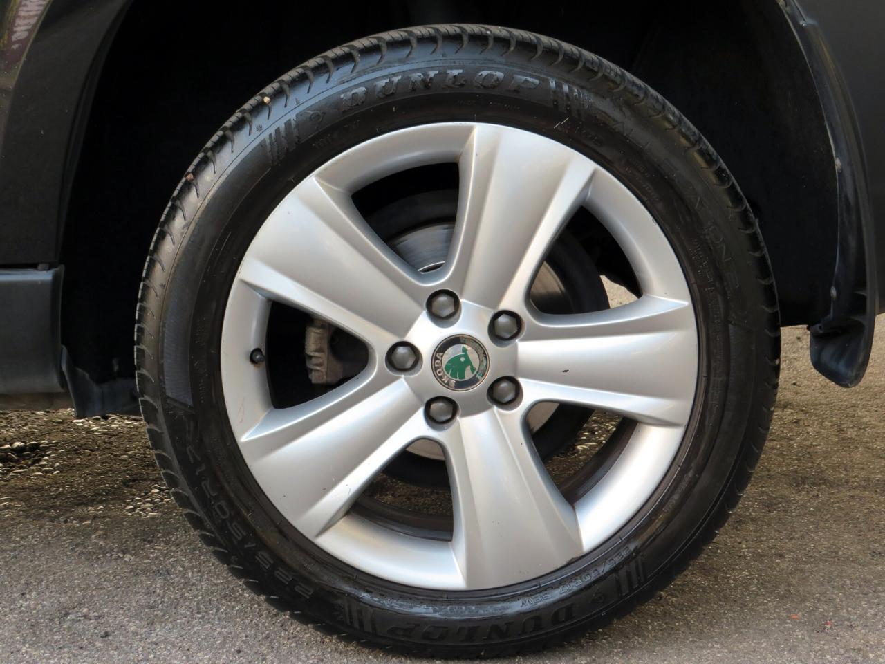 Skoda Yeti 1.2tsi Ambition dsg7. km 107.000 sensori/bluetooth