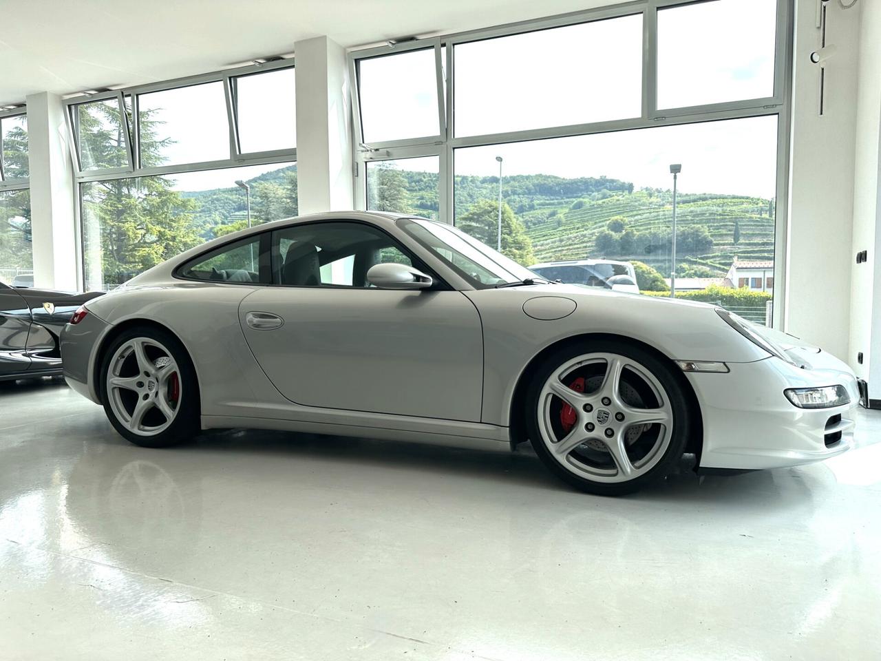Porsche 911 Carrera 4 Coupé
