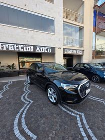 Audi Q3 35 TDI quattro S tronic line edition