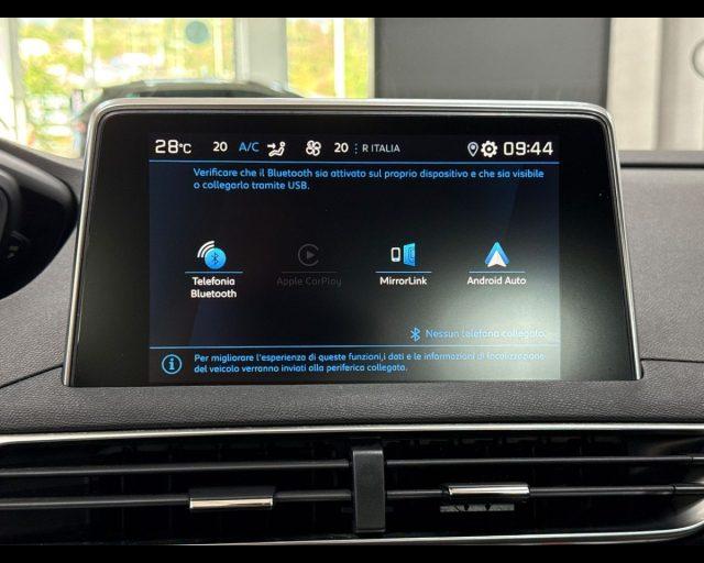 PEUGEOT 3008 BlueHDi 130 S&S Active