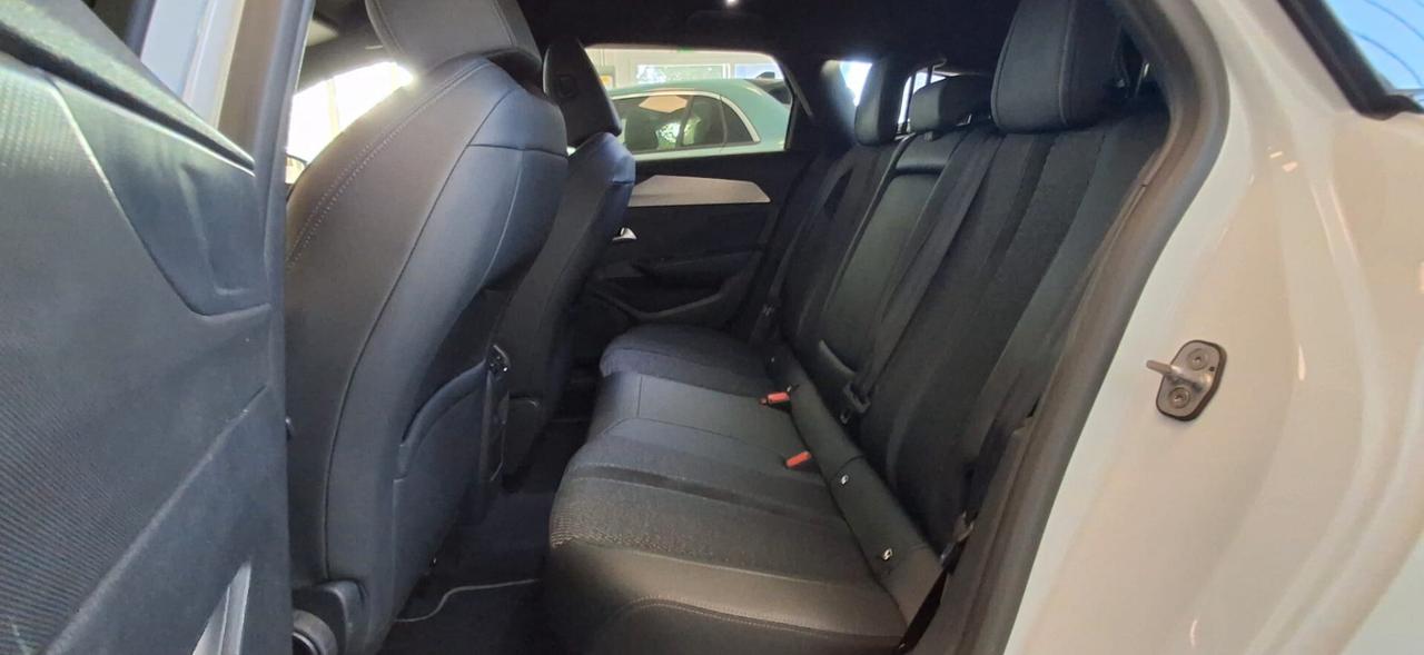 Peugeot 308 Hybrid 145 e-DCS6 GT