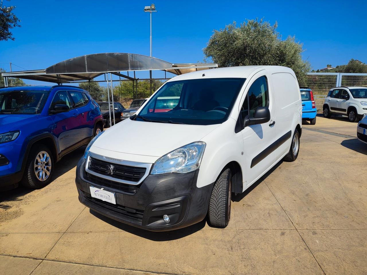 Peugeot Partner BlueHDi 75 cv Pro