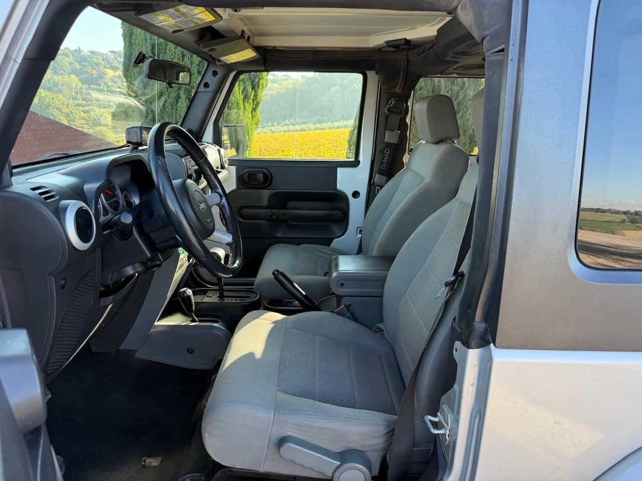 Jeep Wrangler 2.8 CRD DPF Sport Auto