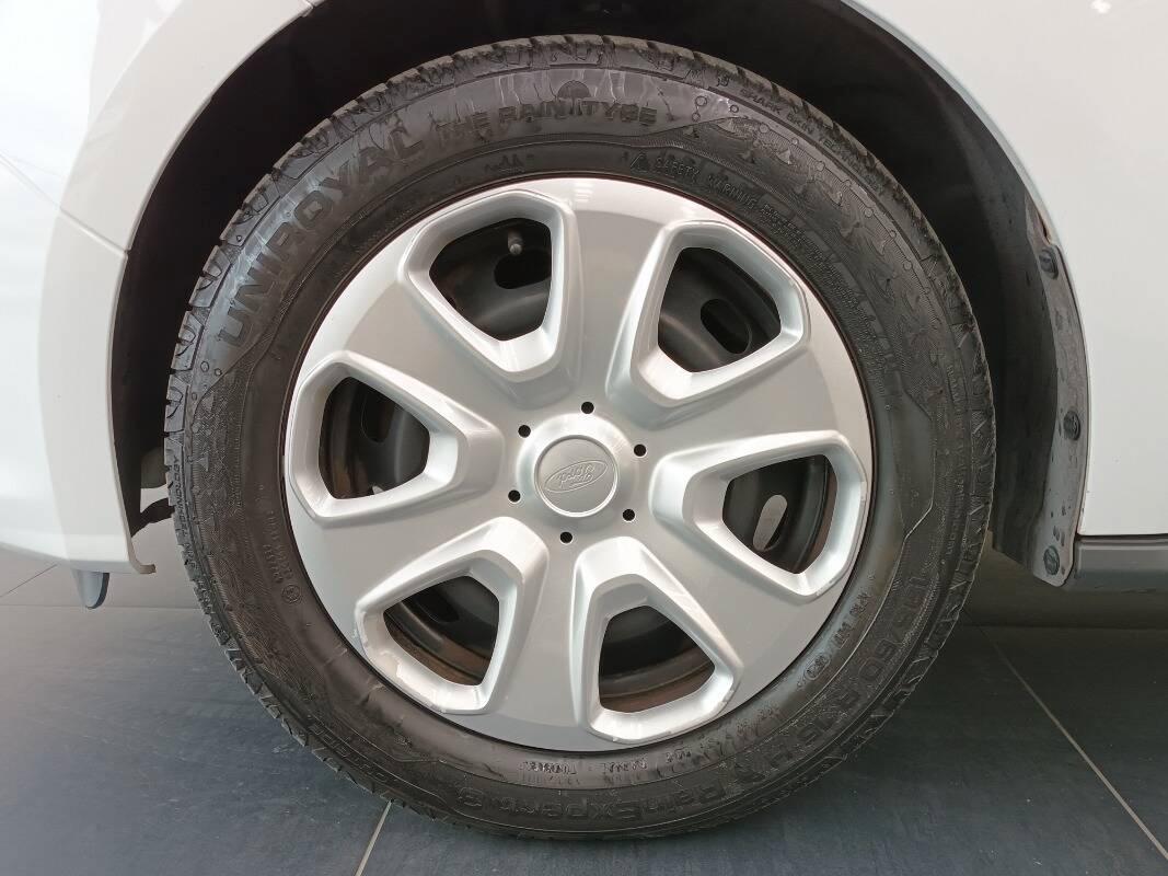 Ford Tourneo Courier 100cv plus