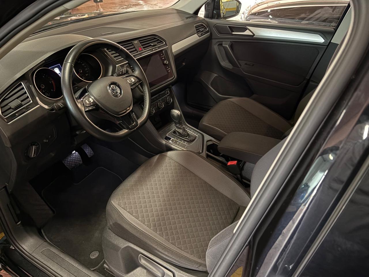 Volkswagen Tiguan 2.0 TDI SCR DSG Sport BlueMotion Technology