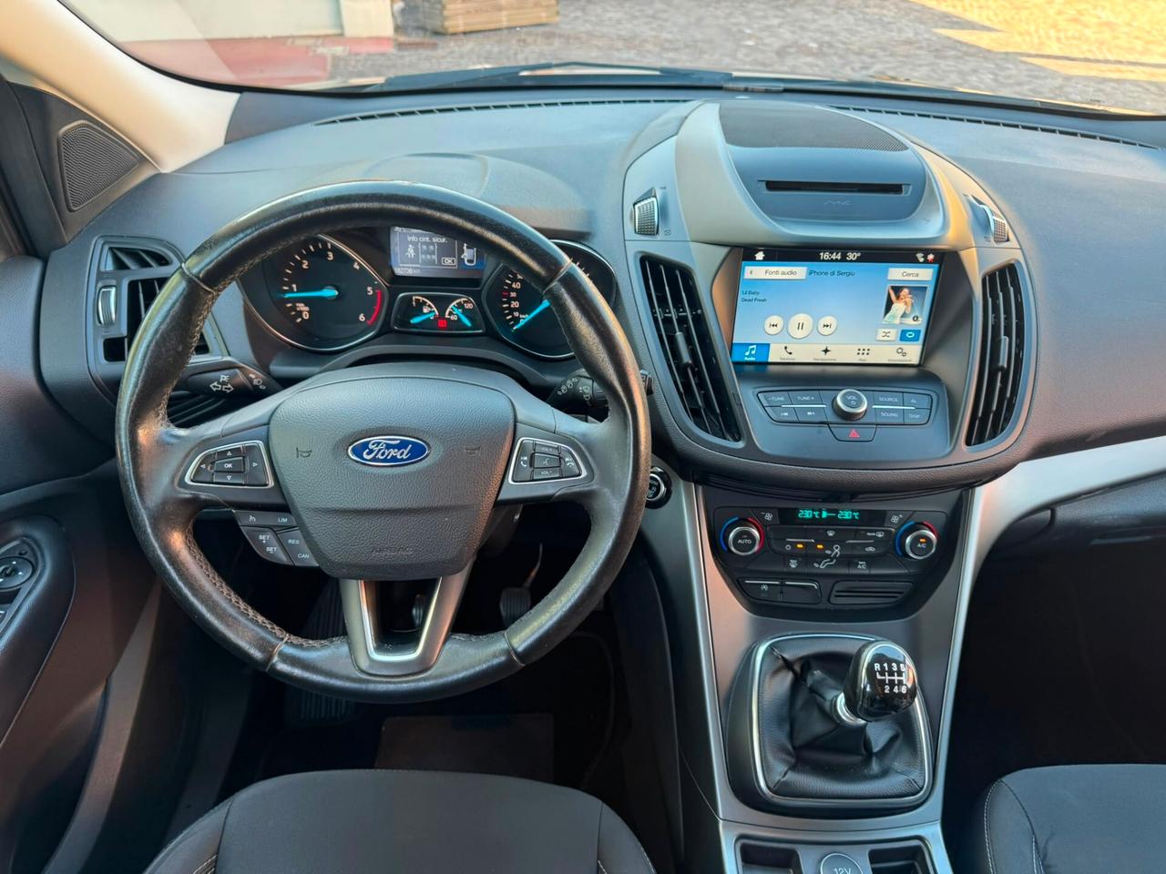 Ford Kuga 1.5 TDCI 120 CV S&S 2WD Titanium