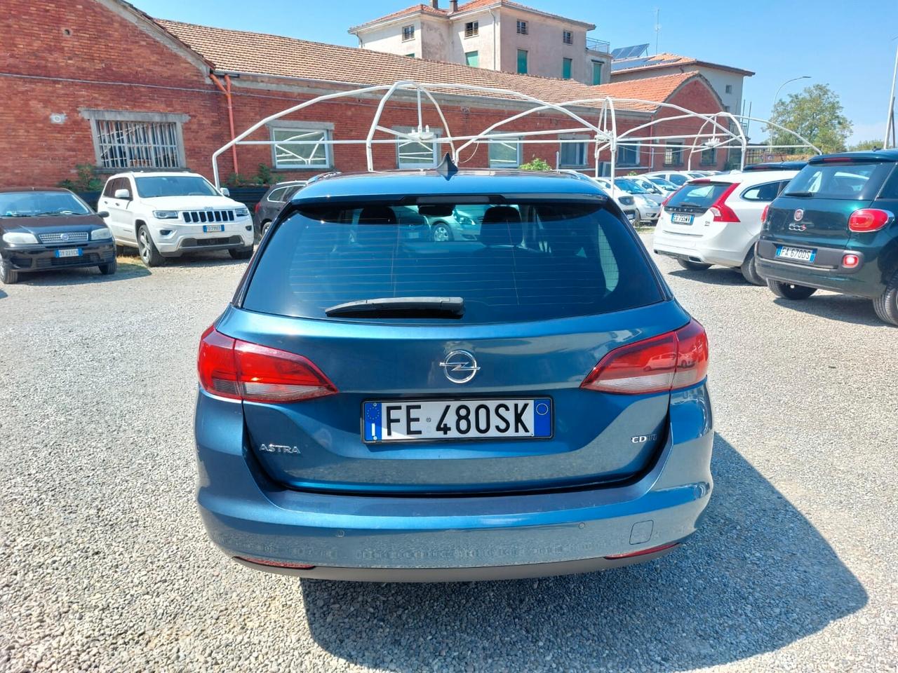 Opel Astra 1.6 CDTI Sports Tourer Cosmo