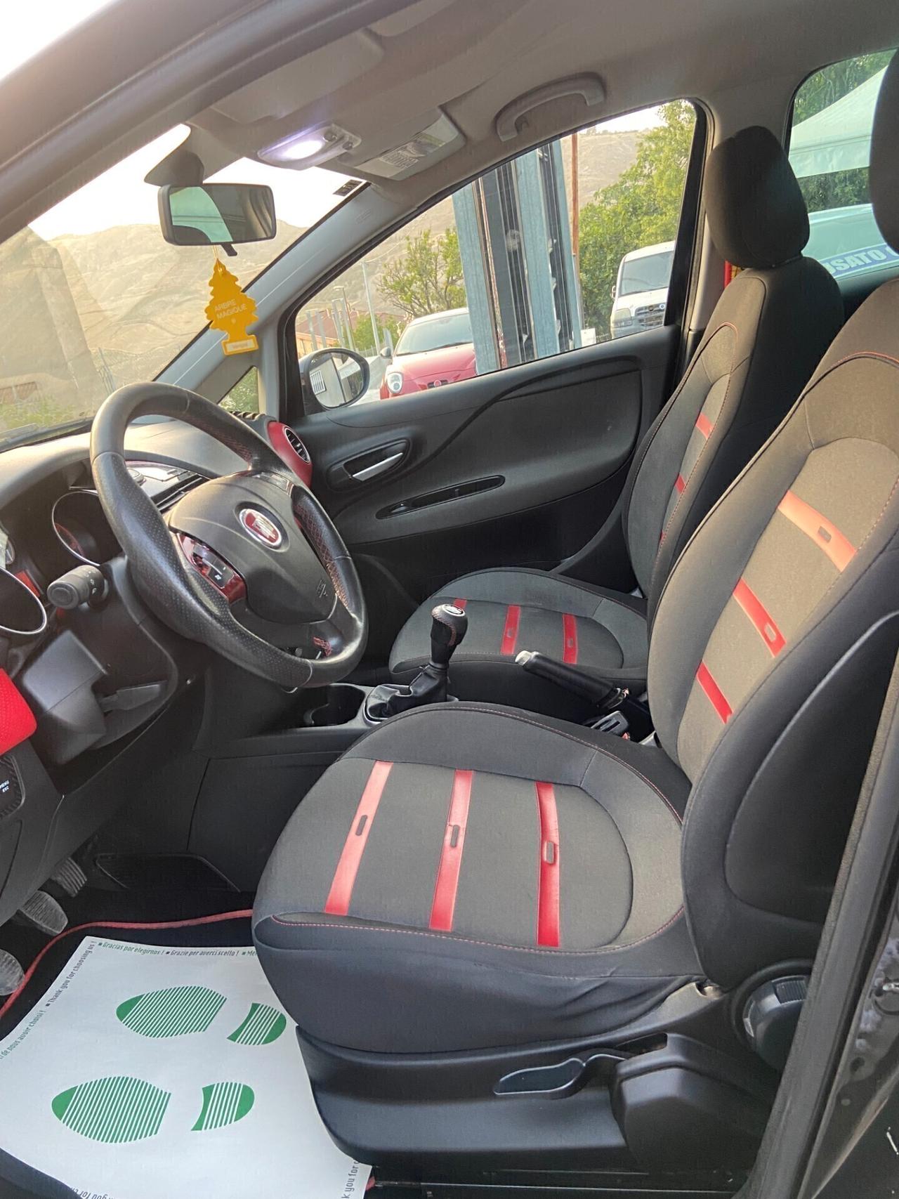 Fiat Punto SPORT 1.3 Mjt 75