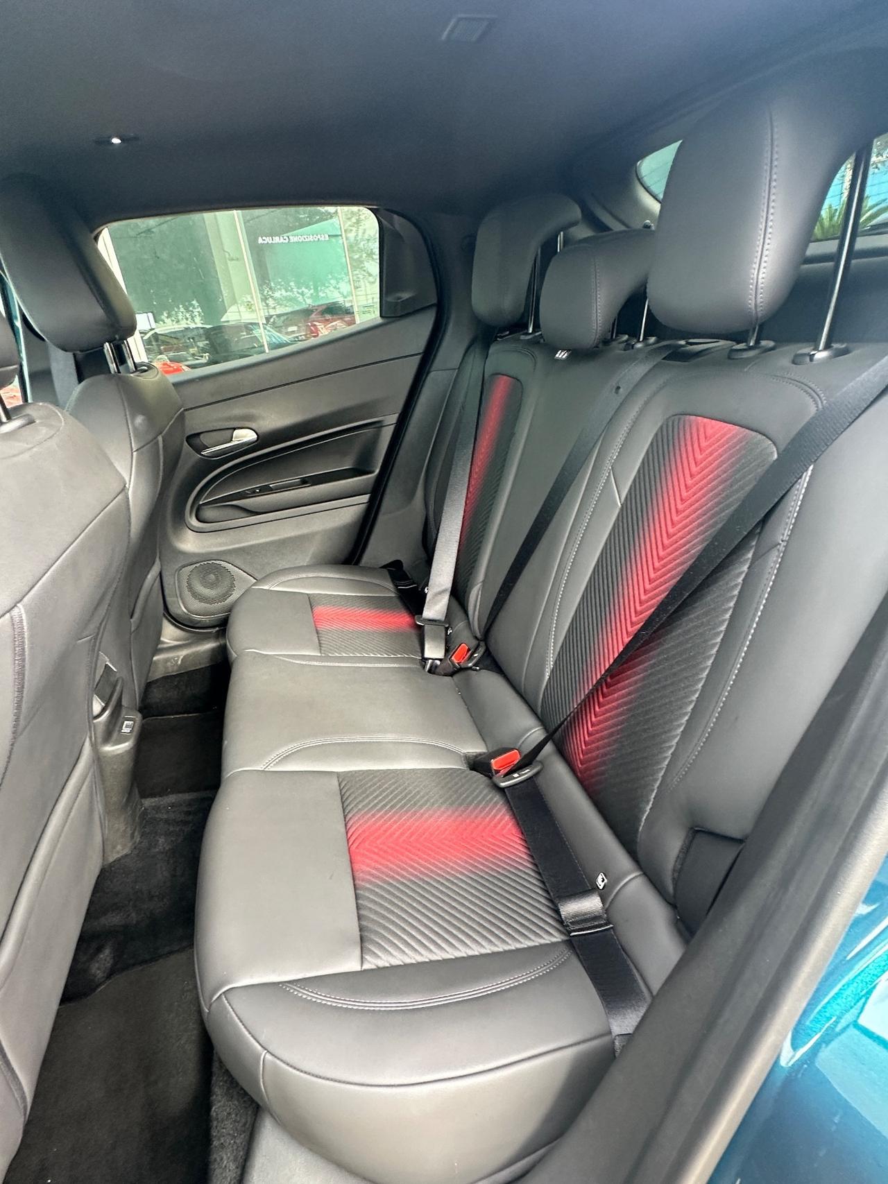 Alfa Romeo Junior 1.2 mhev 145cv possibilità noleggio no scoring